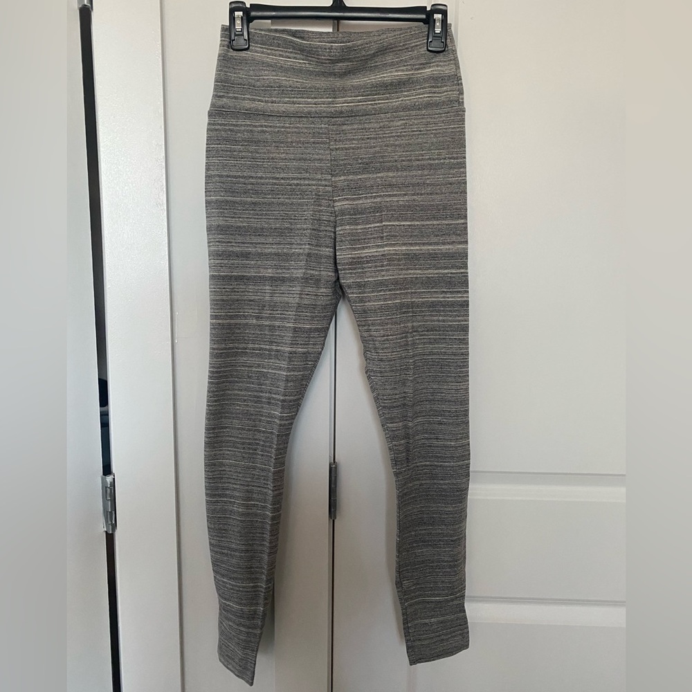 Aritzia Leggings